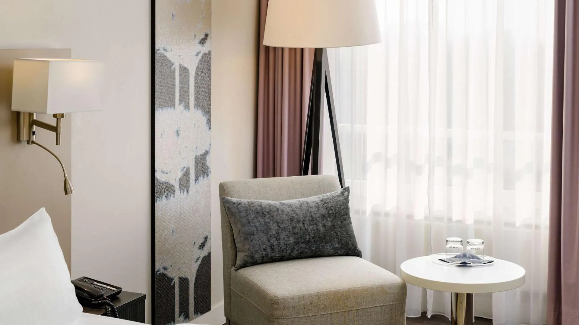 Отель Mercure Hannover Oldenburger Allee